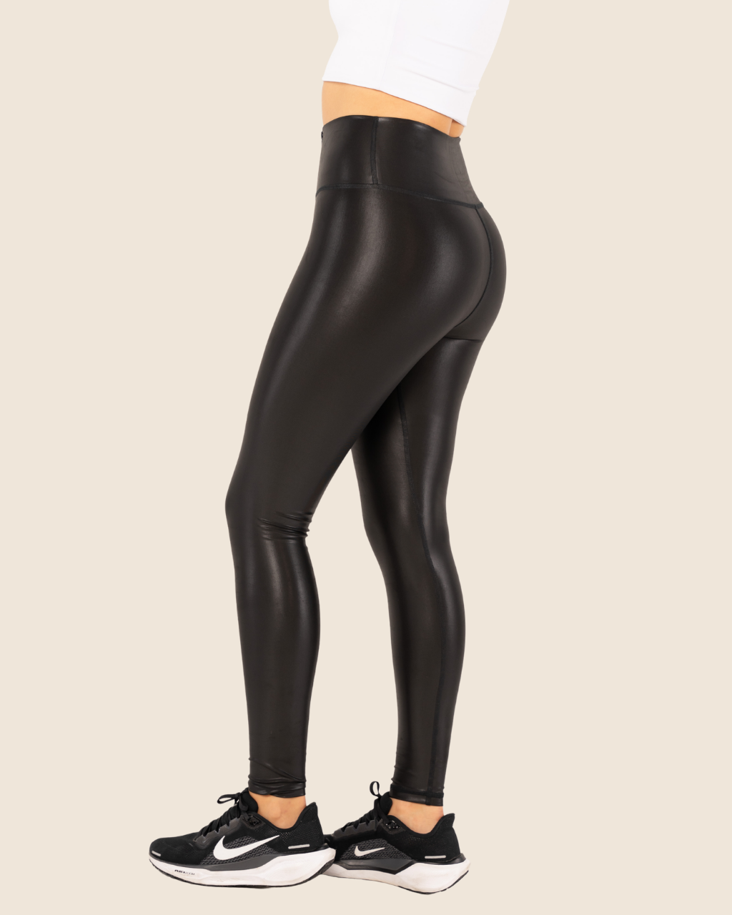 Leggings Básico Efecto Cuero Metalizado Negro
